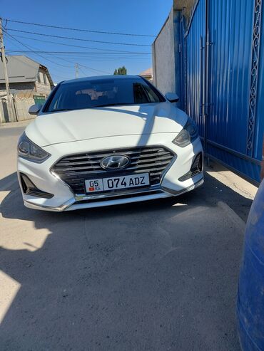 мерс автомобиль: Hyundai Sonata: 2018 г., 2 л, Автомат, Газ, Седан