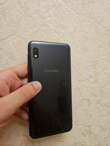 samsung galaxy a1 qiymeti: Samsung Galaxy A10, 32 GB, rəng - Qara, Sensor, İki sim kartlı