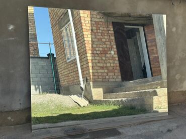 купить зеркало в полный рост: Имеется 3 штуки, настенные зеркало, б/у, подходят для спортзалов и