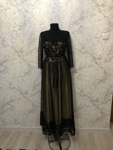 чёрное платье: Вечернее платье, Классическое, Длинная модель, С рукавами, 2XL (EU 44), 3XL (EU 46)