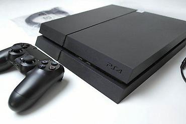 dig srbija: U ponudi je Sony PlayStation 4 sa naslova, kao nova. Konzola ima oko — 2