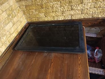 Restoran mebeli: Obyekt təmirə gedir,şəkildə olan divanlar,bəzi stollar,televizorlar — 1