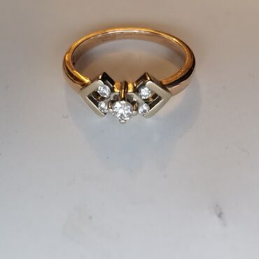 Кольцо золотое с бриллиантами Вес - 3.64 г. Проба - 585 Россия Размер