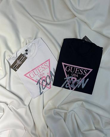 Majice: Men's T-shirt Guess, bоја - Crna — 10