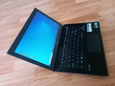 Sony: Intel Core i5, 8 GB OZU, 13.3 " — 3