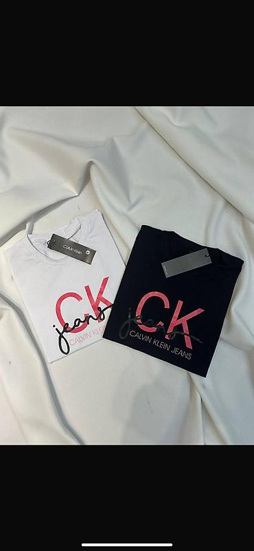 Majice kratkih rukava: Ženske majice S,M,L,XL,XXL veličine 1 komad 2100 din 2 komada 3000 — 7