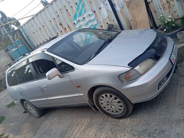 козырек на заднее стекло: Honda Odyssey: 1997 г., 2.2 л, Автоматтык, Газ, Вэн/Минивэн