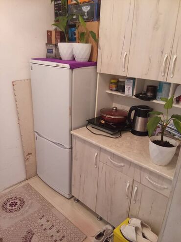 продается однокомнатная квартира: 1 комната, 18 м², Общежитие и гостиничного типа, 1 этаж, Косметический ремонт