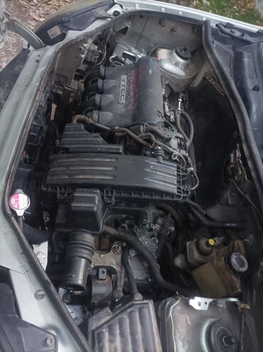 Honda: Honda Fit: 2004 г., Бензин — 6