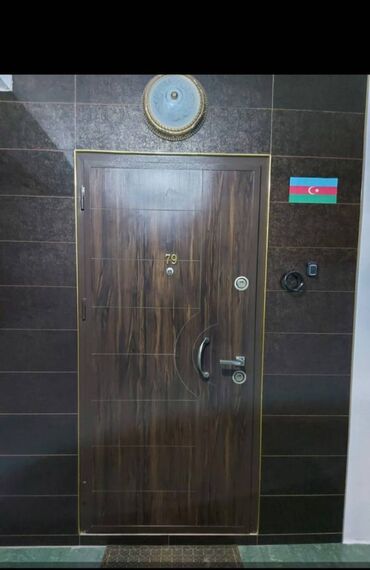 Uzunmüddətli kirayə mənzillər: Həzi Aslanov metrosunun çıxışında 18 mertebeli binanın 17-ci — 11