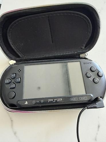Видео оюндар жана приставкалар: Портативная игровая консоль Sony PSP Е1000 с чехлом и кабелем - — 5