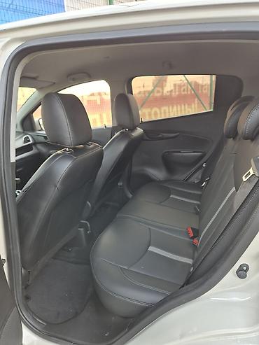 шеврале трекер: Chevrolet Spark: 2020 г., 1 л, Вариатор, Бензин, Хэтчбэк — 7
