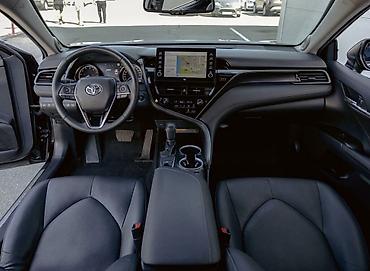 camry 2 4: Аренда Toyota Camry, черный седан бизнес‑класса Отличный выбор для — 6