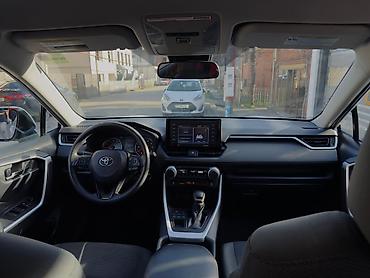 Toyota: Toyota RAV4: 2022 г. — 3