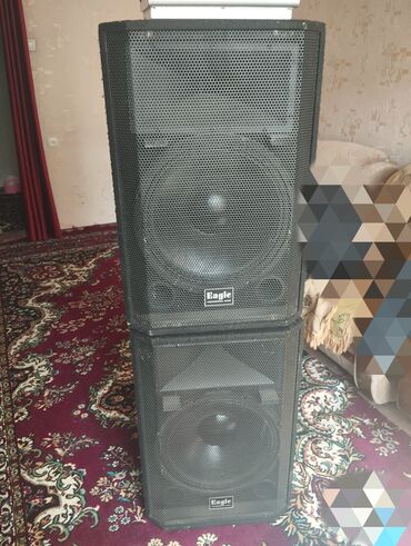 колонки jbl профессиональные: Колонки 15ки состояние хорошая. 500watt Пульт behringer оригинал