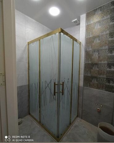 Duş kabinaları, arakəsmələr: Yeni Üstü açıq kabina, Künc üçün, Ödənişli çatdırılma — 28