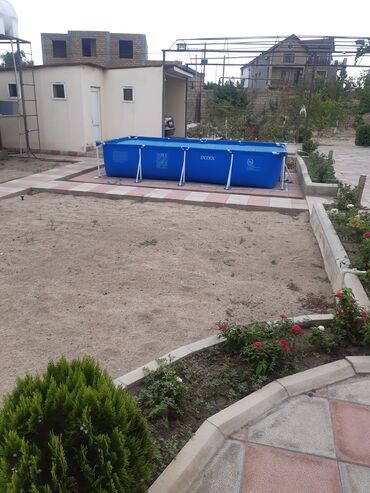 Boçkalar və çəlləklər: Hovuz 450x220x84 4cü ildir istifadə edilir. indi istofafədədir.deşiyi