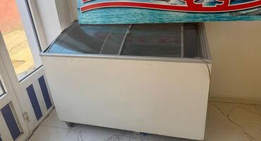 Soyuducular: Dondurucu 500azn. 400litrlikdir. Tam ishlekdir. Unvan Qaradag. *N17