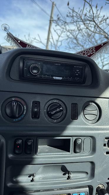 Mercedes-Benz: Mercedes-Benz Спринтер: 2005 г., 2.7 л, Механика, Дизель — 31