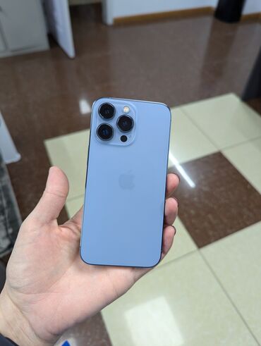 Apple iPhone: IPhone 13 Pro, Б/у, 256 ГБ, Sierra Blue, Защитное стекло, Чехол, 79 %