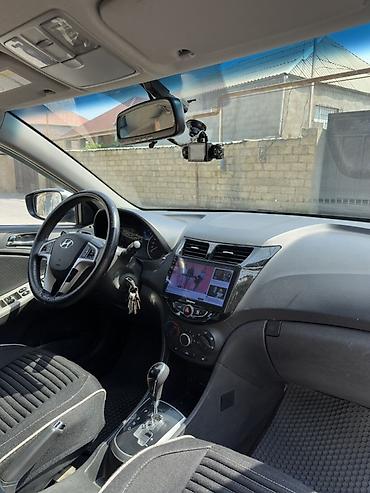 Hyundai: Hyundai Accent: 1.6 l | 2012 il Hetçbek — 5