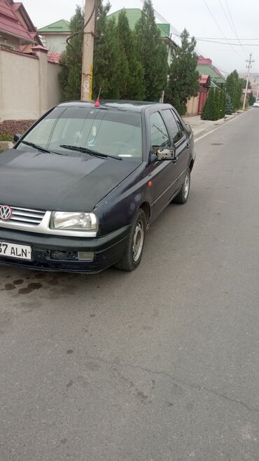 volkswagen vento запчасти: Volkswagen Vento: 1992 г., 1.8 л, Механика, Бензин, Седан