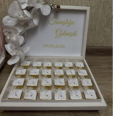 Hədiyyələr: Tanışlığa Gəlmişik xatirə qutusu – fərdi dizaynlı şokolad seti - Ağ — 1