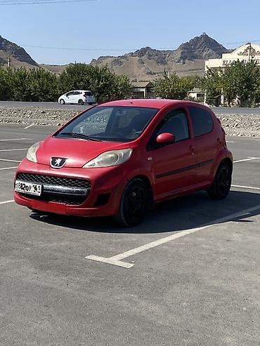 Peugeot 107: 2011 г., 1 л, Робот, Бензин, Хетчбек lalafo.kg да — 4 Peugeot 107: 2011 г., 1 л, Робот, Бензин, Хетчбек — 4