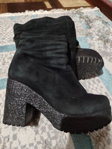 Ботинки и ботильоны: Кожаные зимние сапоги люкс + 2 пары в подарок Размер 38 (245 мм) — 18