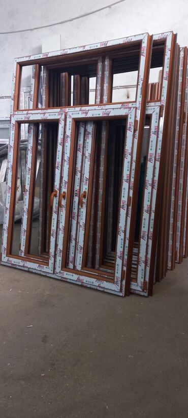 Plastik qapılar: Yeni Plastik qapı Zəmanətsiz, Ödənişli quraşdırma, Rayonlara çatdırılma, Ünvandan götürmə, Ödənişli çatdırılma — 22