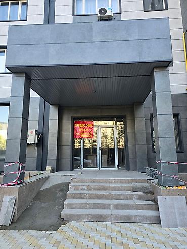 нотариус заря: Продажа офисов 50 м², С ремонтом, Многоэтажное здание, 1 этаж — 2