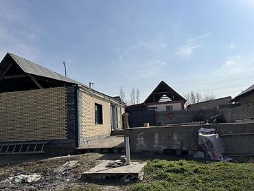 Продажа коттеджей и домов: Продается одноэтажный дом. Г.Бишкек, Ж/М Ак-Жар Улица 31. Дом 5. Дом — 7