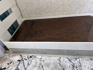 бу кровать двуспальная: Бир кишилик керебет, Сактоо кутусу менен, узуну - 200 см