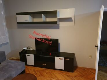 Komode: TV komoda od bele iverice 2.30m duzine. Moguca izrada i dugih — 11