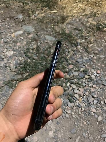 Apple iPhone: IPhone 11 Pro, Б/у, 256 ГБ, Зеленый, Чехол, 77 % — 3