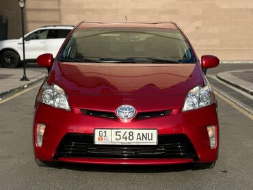 Toyota: Toyota Prius: 2013 г., 1.8 л, Вариатор, Гибрид, Универсал