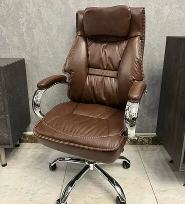 Ofis və oyun kresloları: Yeni, Təkərli, Qolları tənzimlənir, Dəri — 12