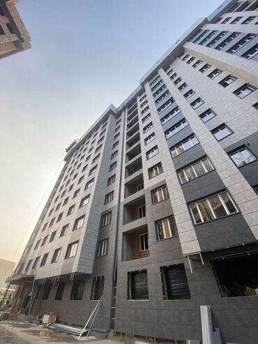 3 х комнатная квартира в джалал абаде: 2 комнаты, 68 м², 10 этаж, ПСО (под самоотделку)