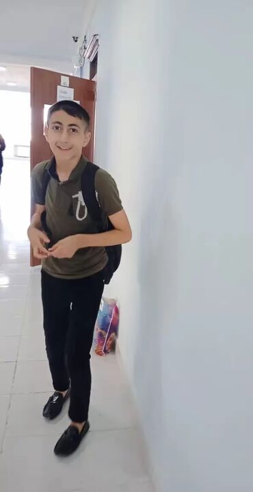 məktəb jaketi: Məhsul: Gənclər üçün gündəlik məktəb/ruczak çantası - Rəng: Qara -