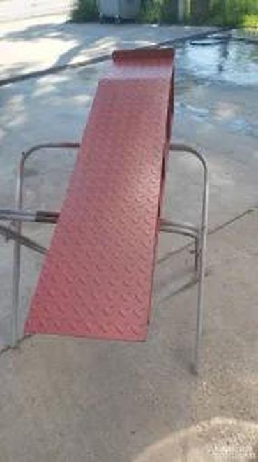 pregrada za klimu: NAVOZI ZA KOLA | Navozi duzina 150 cm visina 30cm sirina navoza — 4