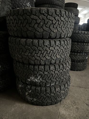 Шины: Шины 265 / 65 / R 17, Зима, Б/у, Комплект, Внедорожные (АТ/МТ), США, BFGoodrich