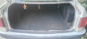 Audi: Audi 80: 1993 г., 2 л, Механика, Бензин, Седан — 10
