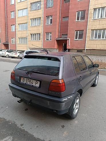 Volkswagen: Volkswagen Golf: 1993 г., 1.8 л, Механика, Бензин, Хэтчбэк — 5