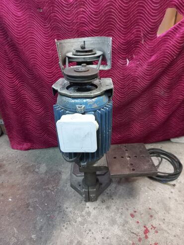 Токарные станки: Продаю Сверлильный станок .дв 3 ф.цена 6. 500 с — 4