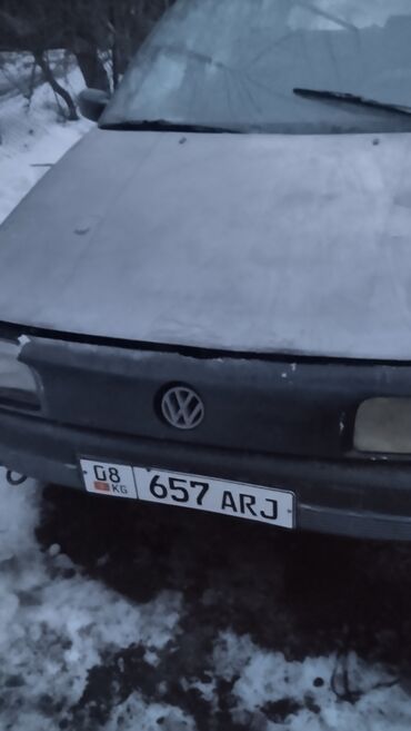 Volkswagen: Volkswagen Passat: 1989 г., 1.8 л, Бензин