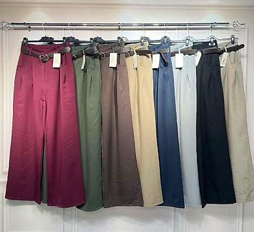 valjevo original: Pantalone
Cena 2.800 dinara
Uni vel.
Vel.22 — 8