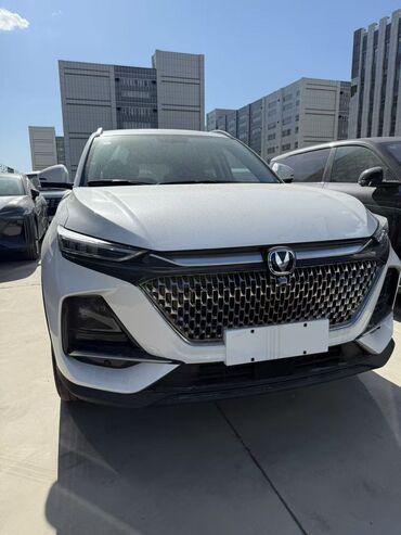 семиместные машины: Changan : 1.5 л, Робот, Бензин, Кроссовер