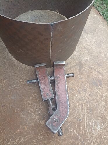 Ostali alati i mašine: Alat za dosavijanje (spajanje krajeva) već savijenih cevialat služi na lalafo.rs — 5 Ostali alati i mašine: Alat za dosavijanje (spajanje krajeva) već savijenih cevialat služi — 5