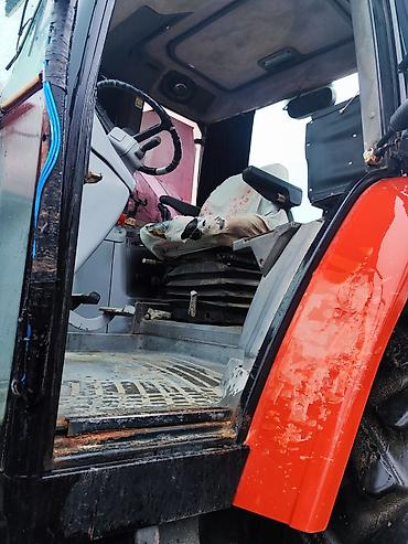 Traktorlar: New Holland M135 traktor - Model: New Holland M135 (PowerStar — 16