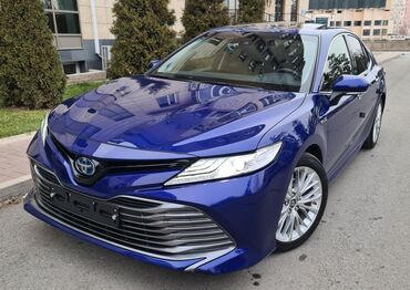 авто пульт: Toyota Camry: 2018 г., 2.5 л, Вариатор, Гибрид, Седан